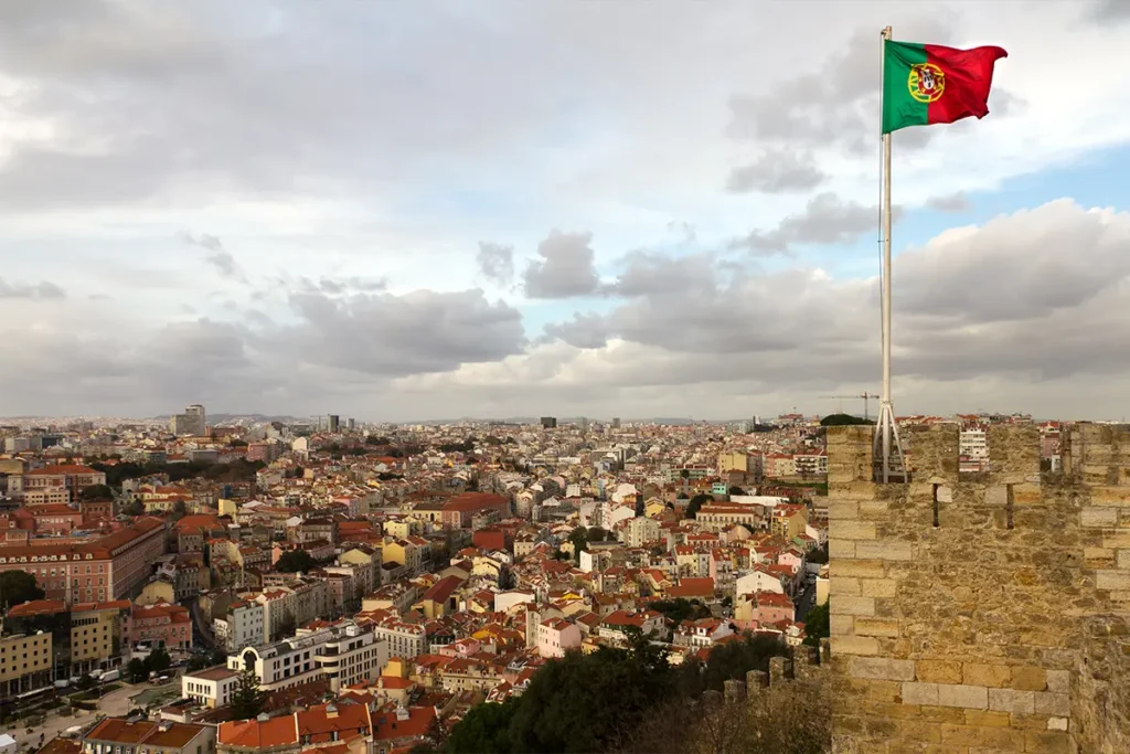 Reduced taxes for expats in portugal