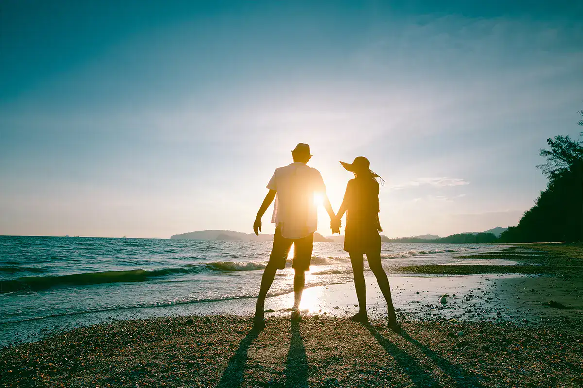 SIPP vs ROPS: Which Suits Your Expat Journey?